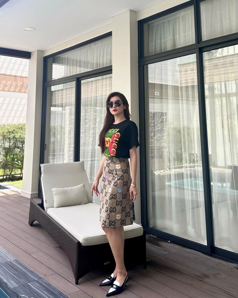 Vẻ đẹp tinh khôi của Hoa hậu Mỹ Huyền khiến ai cũng mê mẩn