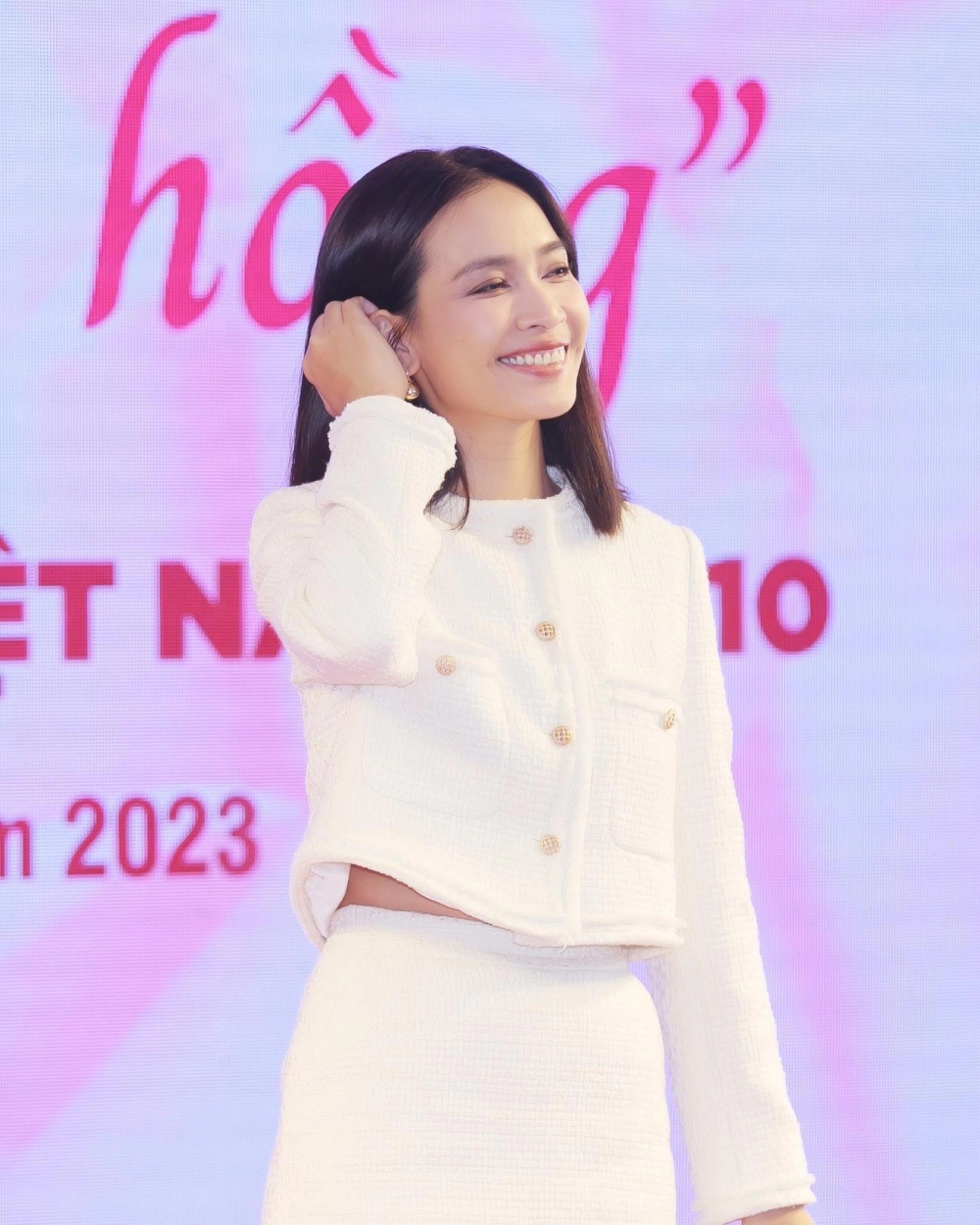 Cập nhật mới nhất về angela phương trinh 2023 và các hoạt động nổi bật