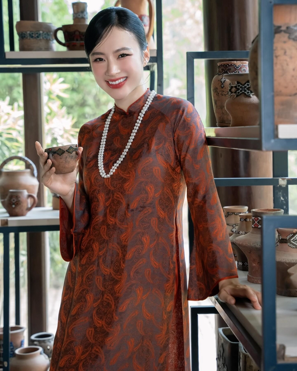 Body Angela Phương Trinh là hình mẫu lý tưởng cho nhiều cô gái trẻ mong muốn theo đuổi sự hoàn hảo