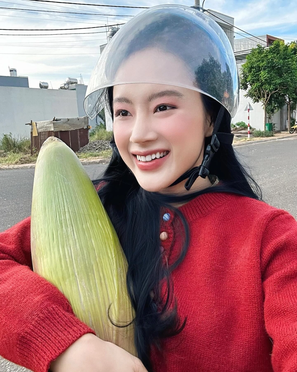 Để hiểu thêm về Angela Phương Trinh, nhìn lại những khoảnh khắc hồi nhỏ đáng yêu của cô