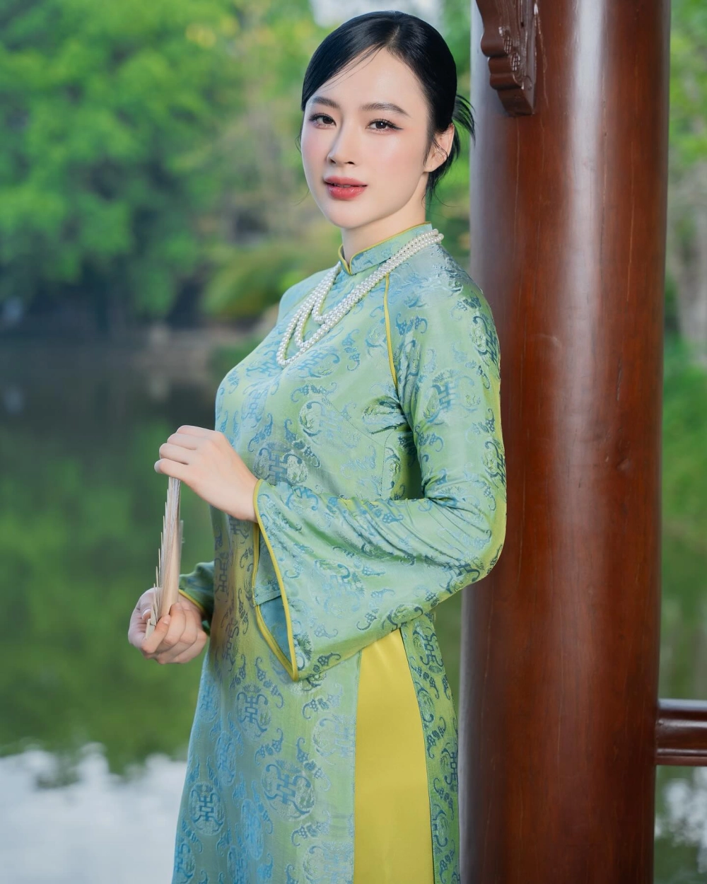 Hồi tưởng về Angela Phương Trinh 2014 và những khoảnh khắc nổi bật trong năm này