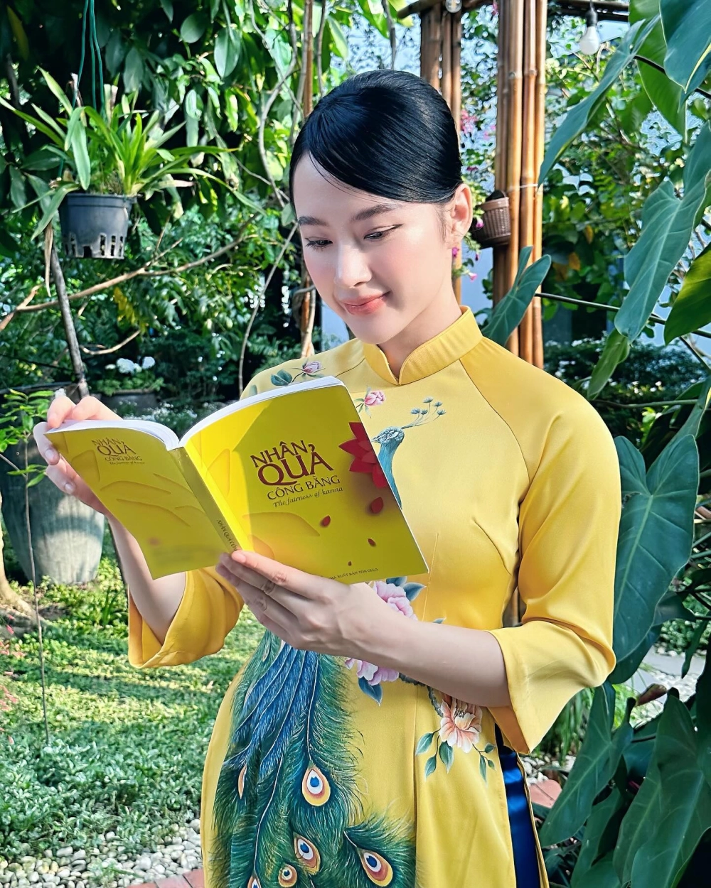 Angela Phương Trinh đã tham gia nhiều bộ phim nổi tiếng và nhận được sự yêu mến từ khán giả
