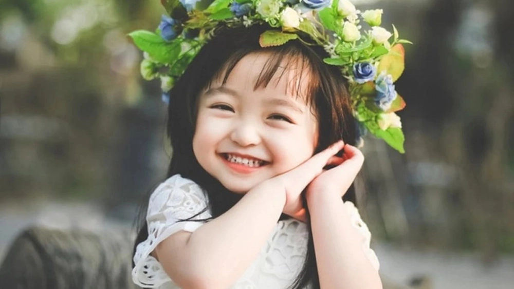 Ngắm ảnh bé gái cute trung quốc với gương mặt bầu bĩnh
