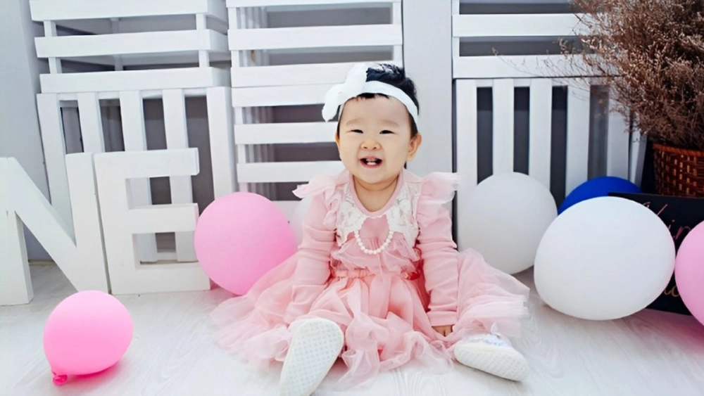 Tuyển tập ảnh bé gái đẹp với thần thái cuốn hút