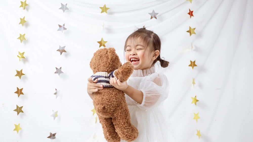 Ngắm ảnh em bé gái dễ thương siêu cấp đáng yêu