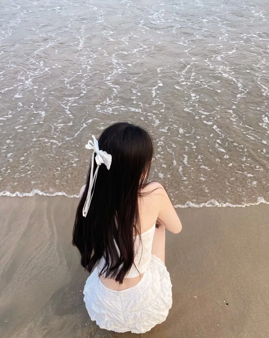 Tải ngay hình ảnh con gái cute dễ thương che mặt cực xinh