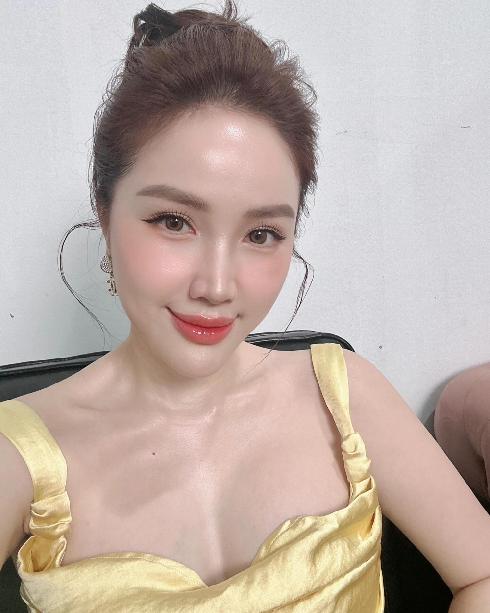 Bảo thy remix Bảo thy remix mang đến những cảm xúc mới lạ cho người nghe
