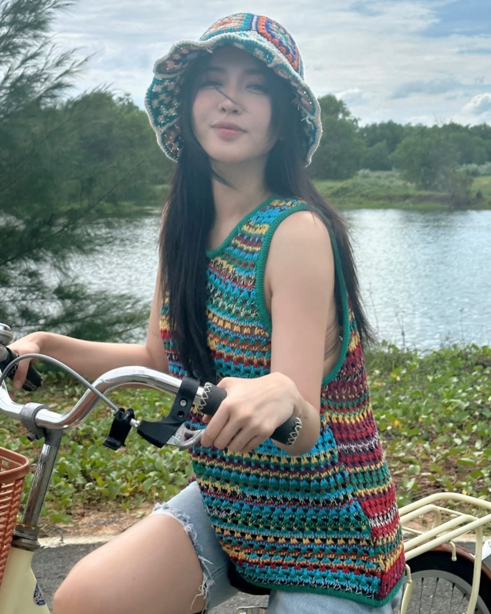 Khám phá Nghe Bích Phương Bùa yêu và thưởng thức những giai điệu quyến rũ