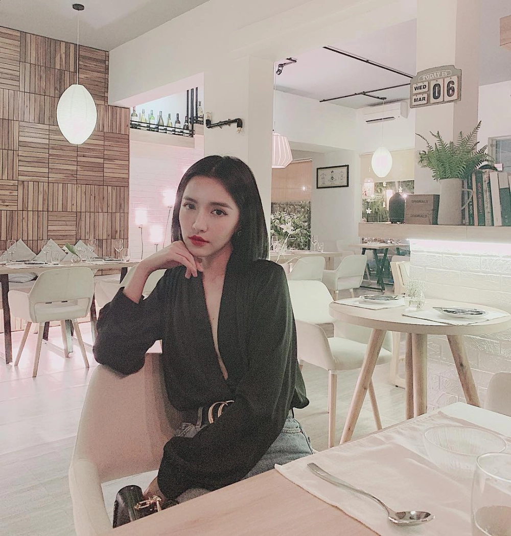 Cùng thưởng thức Nâng chén tiêu sầu Bích Phương trong không gian tĩnh lặng