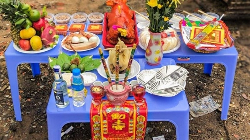 Mâm lễ tạ không cần phải bày quá phức tạp nhưng vẫn cần phải chỉn chu