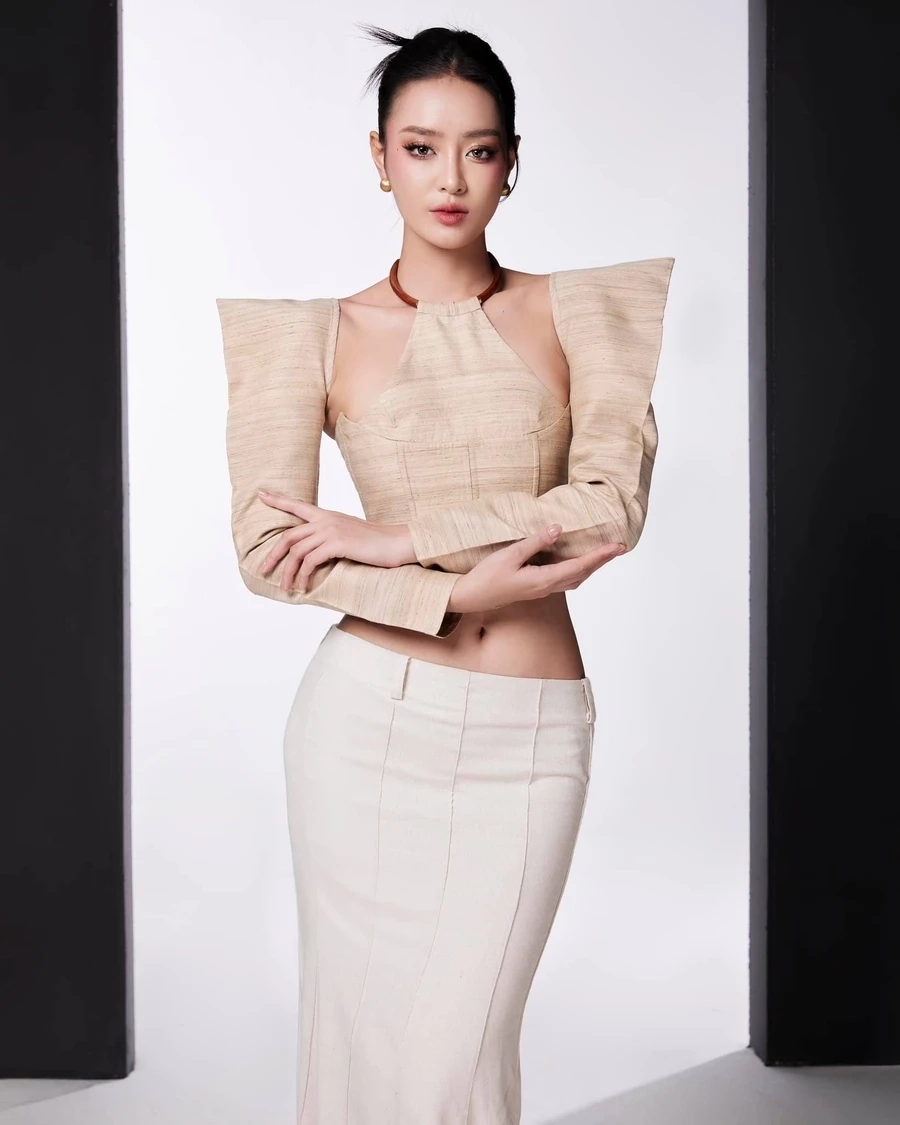 Chọn Avatar con gái xinh dễ thương Instagram cực kỳ xinh cho trang cá nhân
