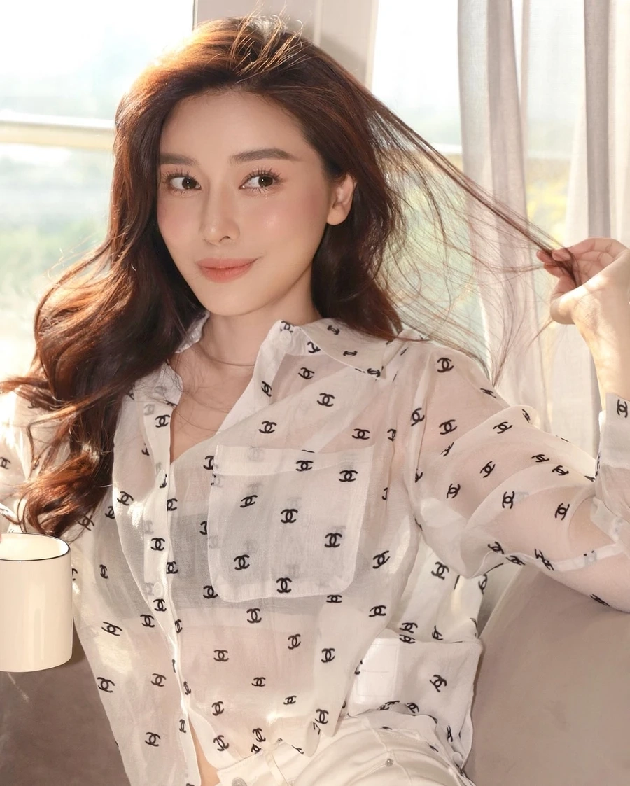 Phim Cao Thái Hà đóng luôn thu hút lượng lớn người xem