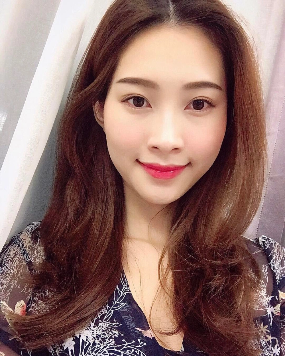 Mọi thứ không xinh bằng em cười rạng ngời