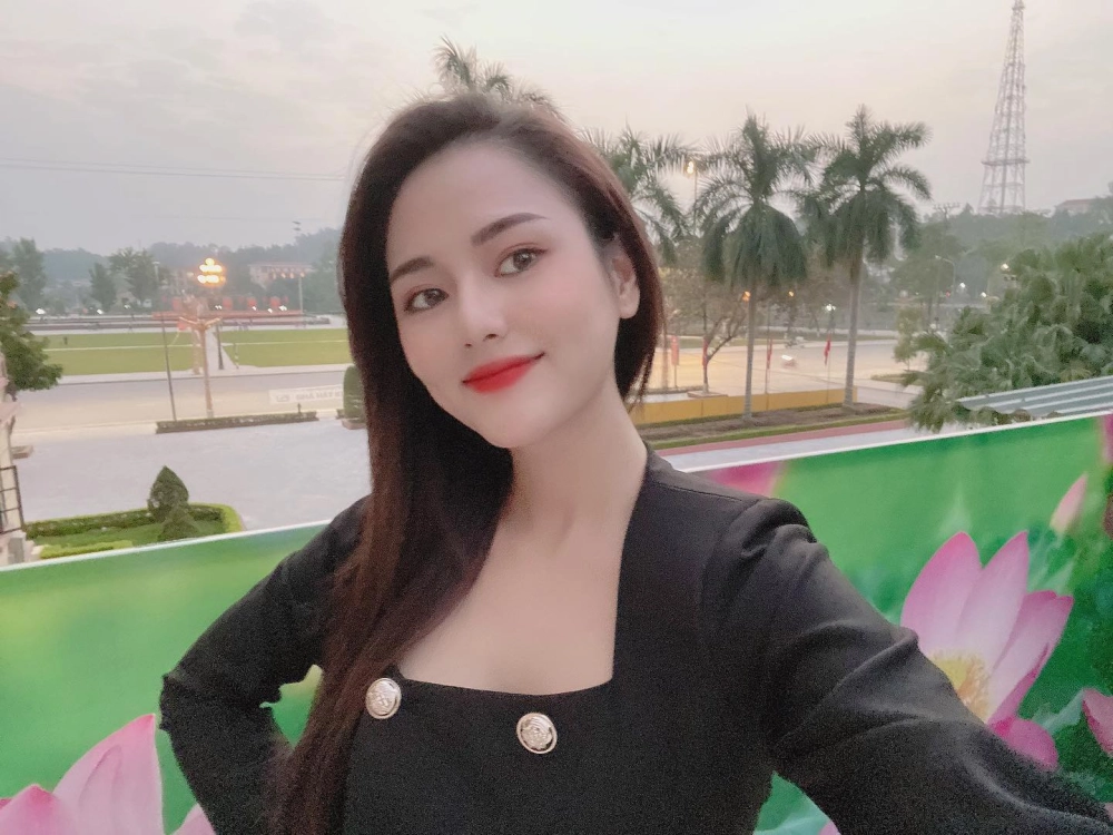 Tìm hiểu về nơi sinh của diễn viên Việt Hoa quê ở đâu trong bài viết chi tiết