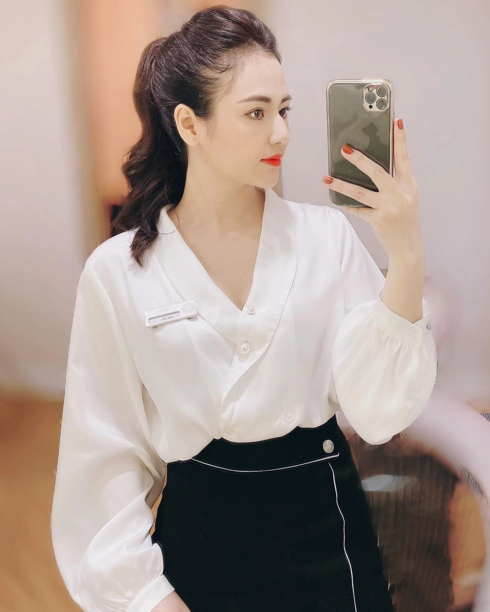 Đừng bỏ lỡ vai diễn đặc biệt của diễn viên Việt Hoa cô gái nhà người ta trong phim