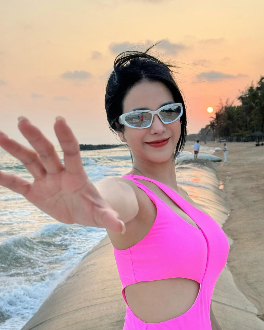 Tìm hiểu tuổi thật cực chuẩn qua Diệp Lâm Anh Sinh Năm