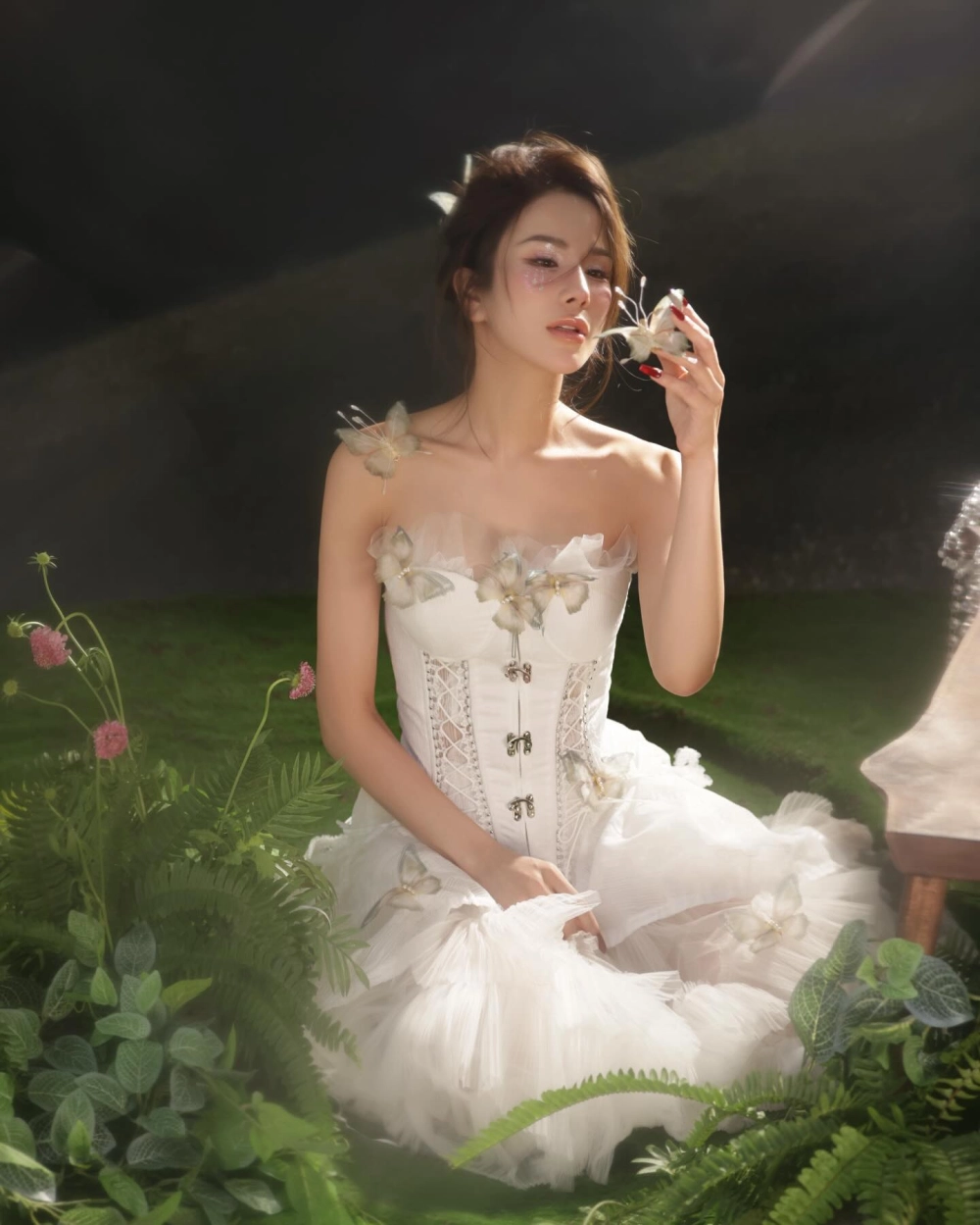 Bạn có biết Diệp Lâm Anh Là Ai mà lại nổi tiếng đến vậy