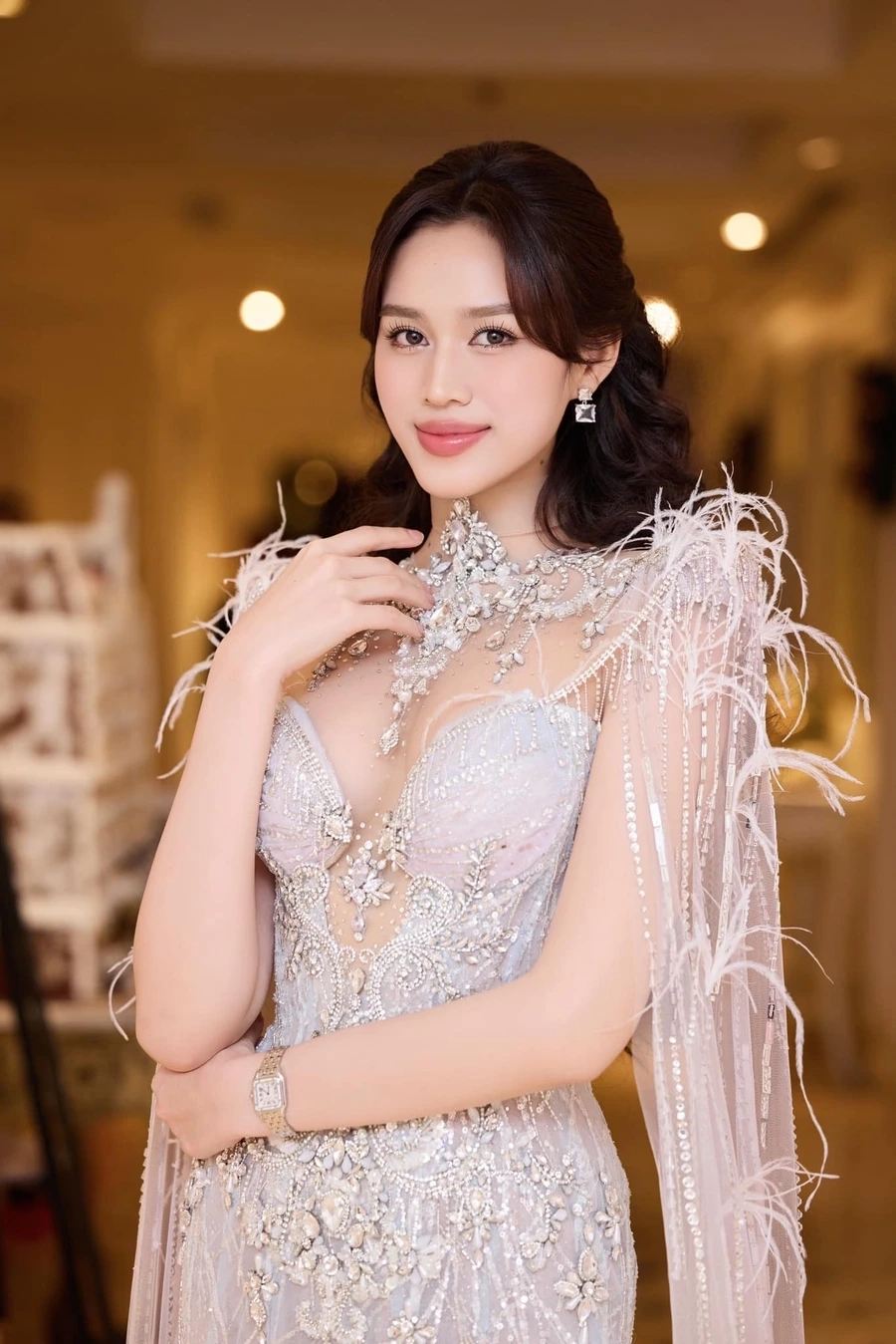 Cô dâu áo dài trắng tỏa sáng trong từng khoảnh khắc ngày cưới