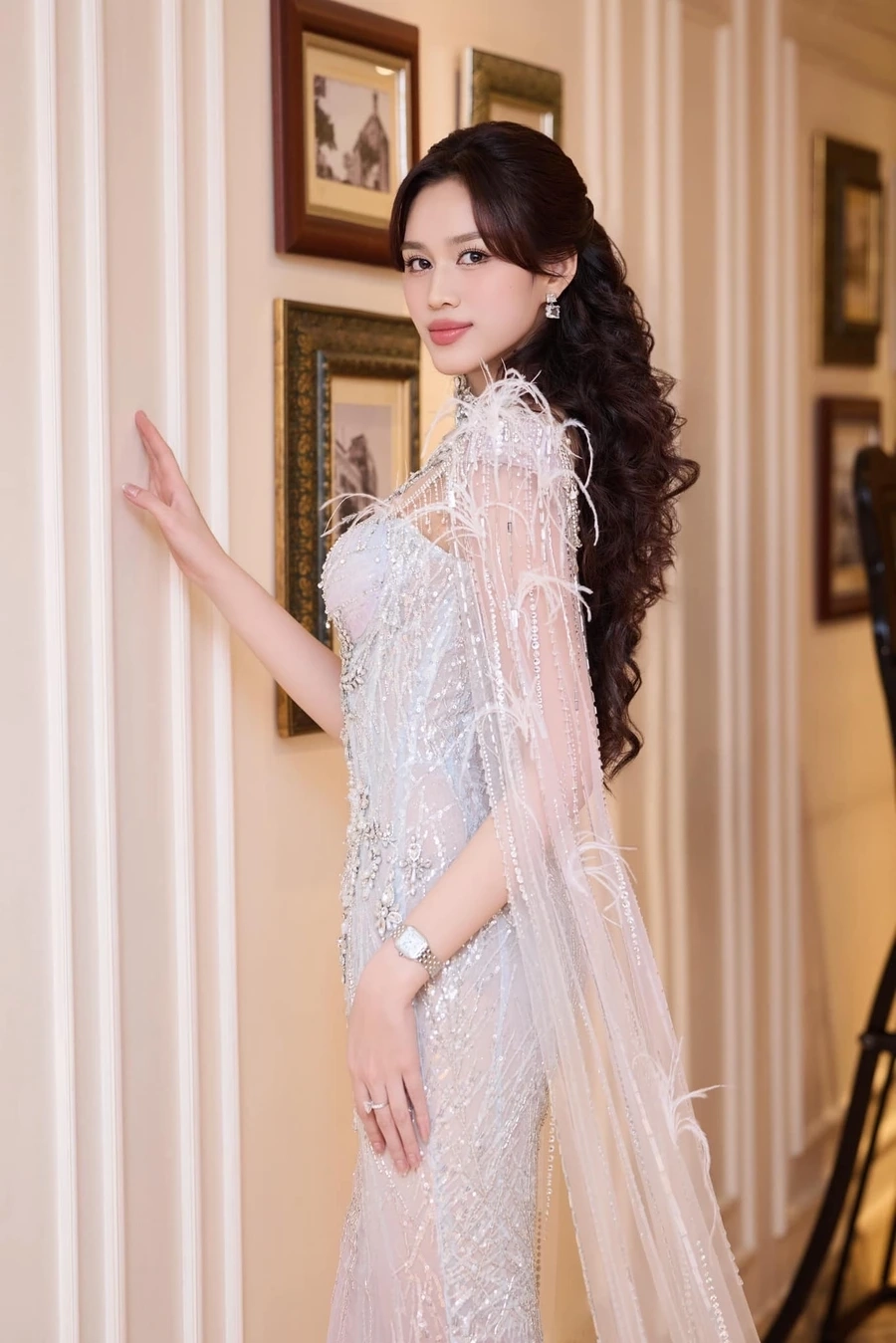 Áo dài trắng cô dâu tinh khôi, nhẹ nhàng cho ngày vu quy trọn vẹn