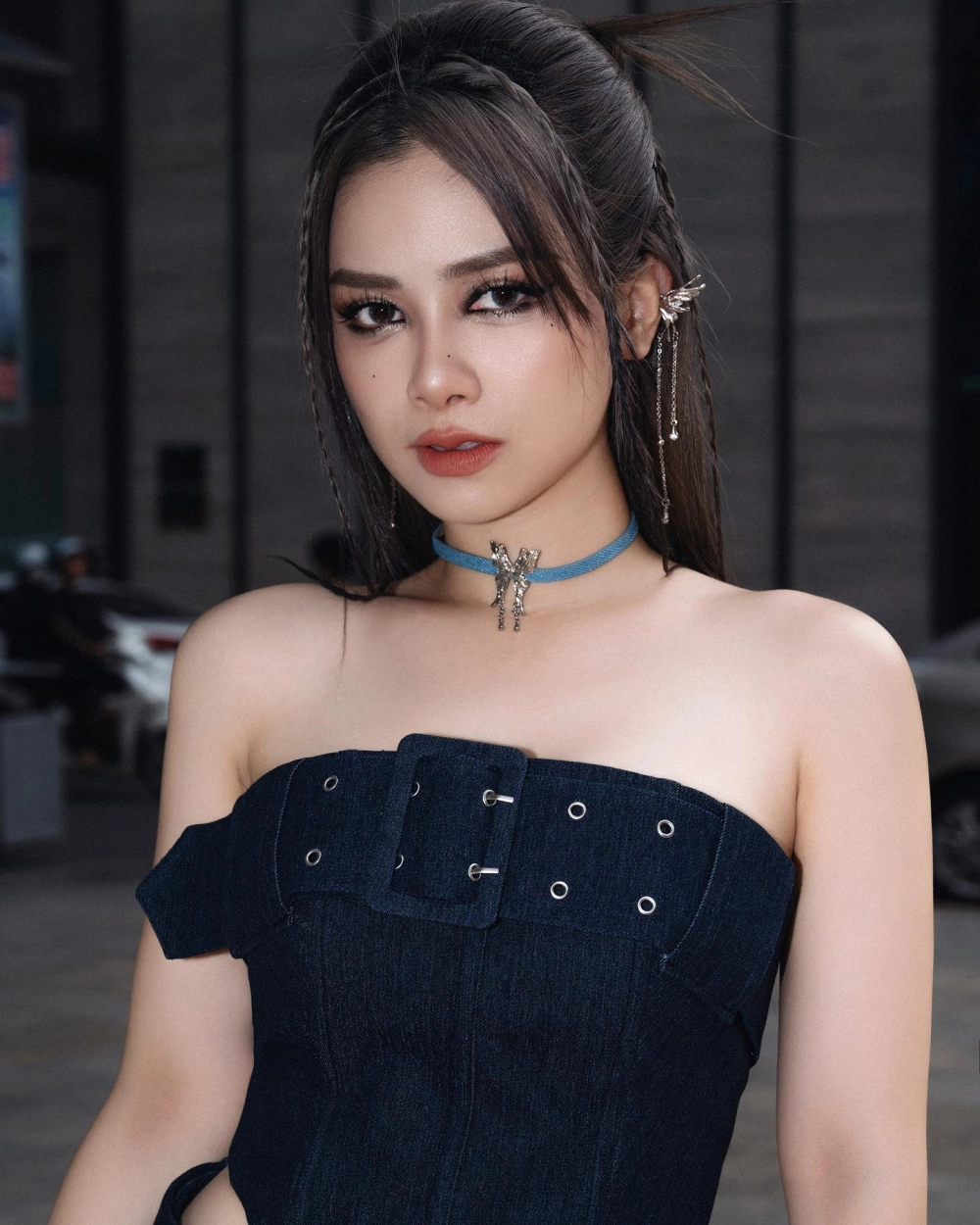 Tìm Hiểu Ca Sĩ Dương Hoàng Yến Sinh Năm Bao Nhiêu