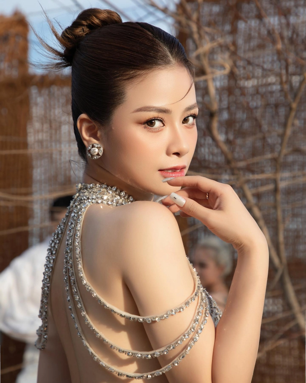 Cảm Xúc Dâng Trào Qua Ca Khúc Mẹ Yêu Con Dương Hoàng Yến