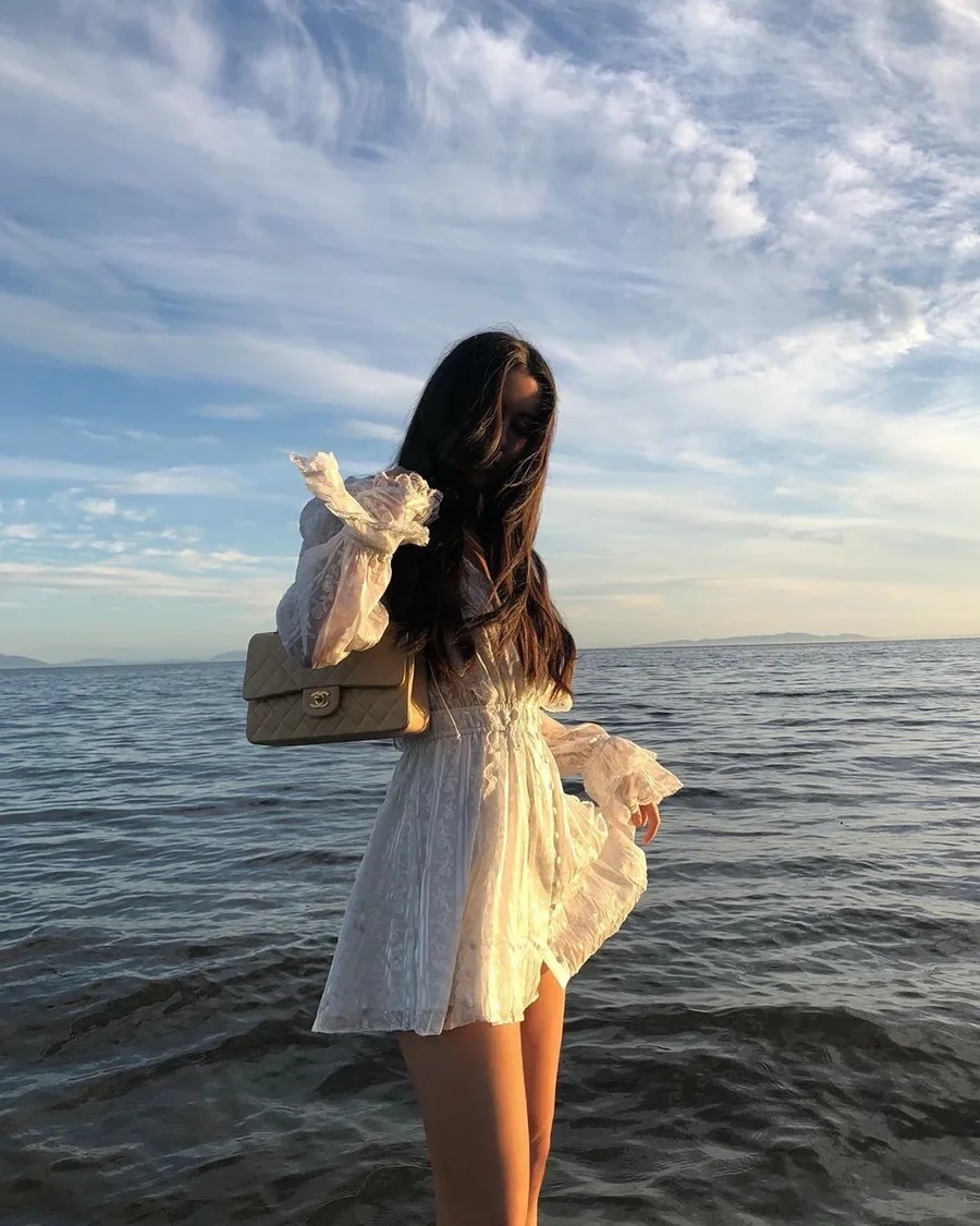 Bộ sưu tập ảnh cô gái che mặt chất chill cho avatar mạng xã hội