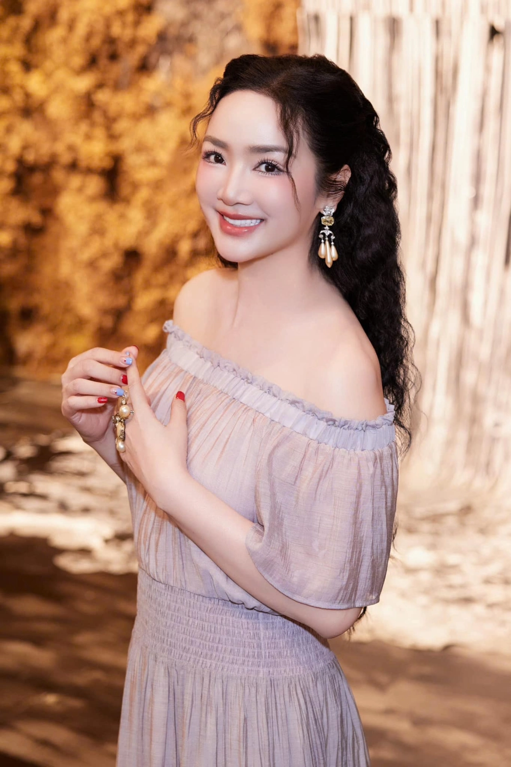 Ngắm nhìn vẻ đẹp rạng ngời của giáng my