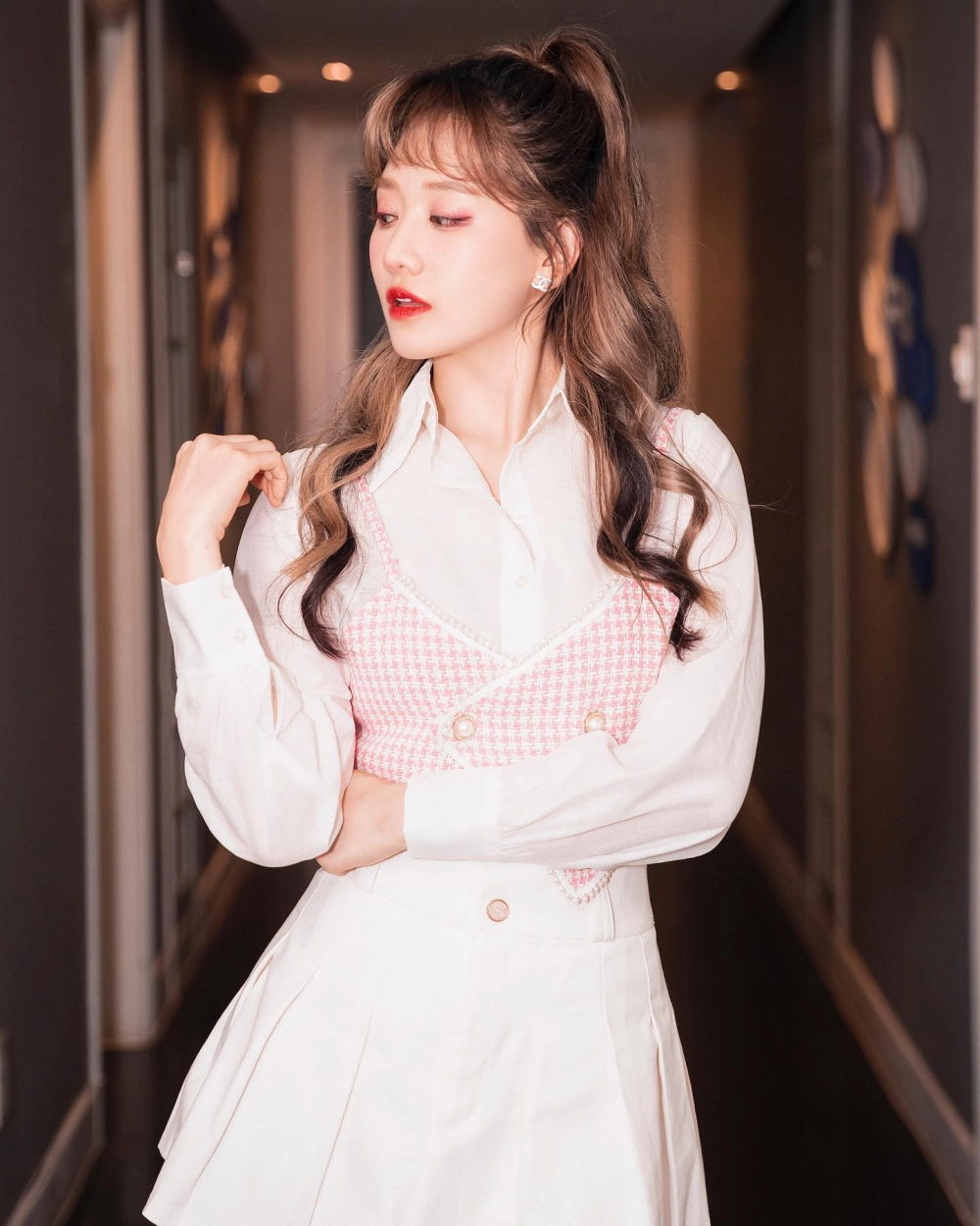 Lắng nghe các bài hát ấn tượng của Hari Won trong các album
