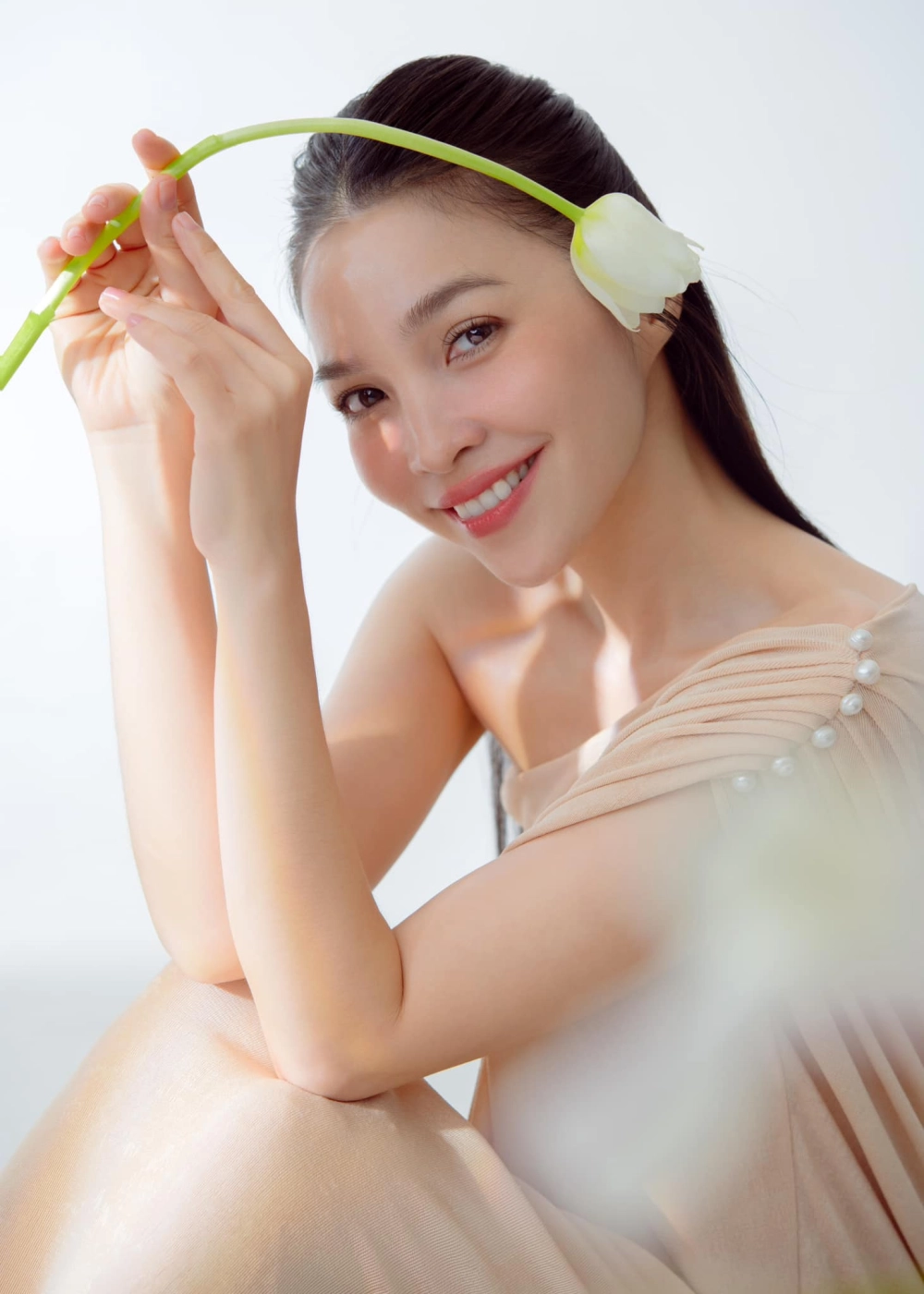 Lắng đọng trong lời bài hát hiền thục hồn quê đầy tình quê hương