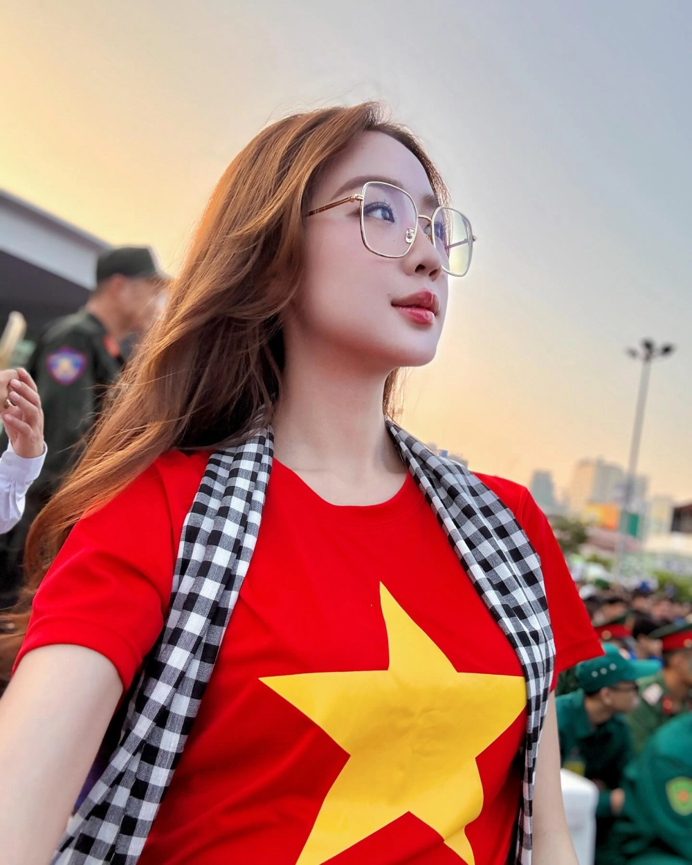 Bảo ngọc đăng quang trong sự chúc mừng vỡ òa của khán giả
