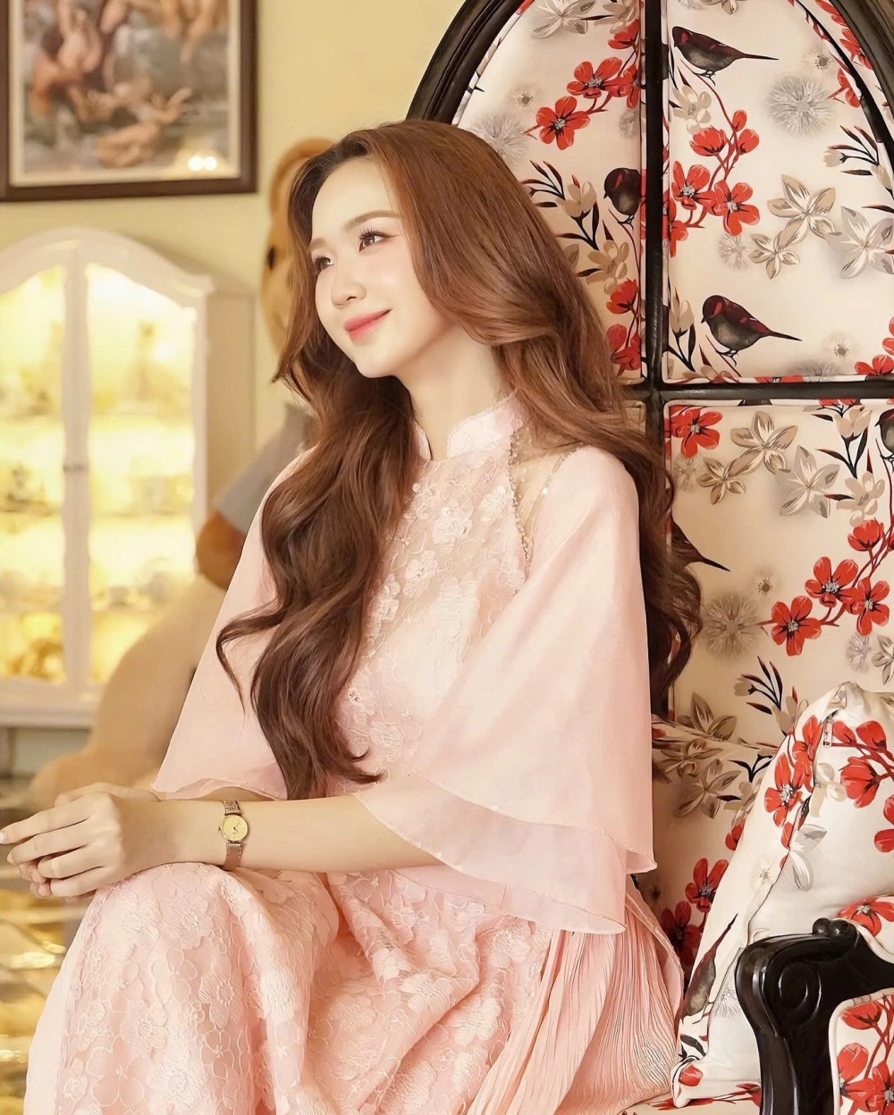 Gái xinh mặc áo yếm mang vẻ đẹp truyền thống đầy cuốn hút