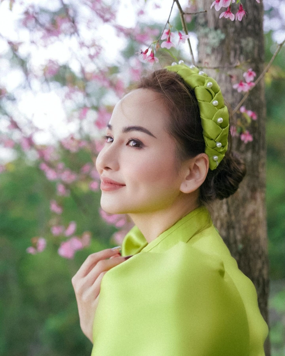 Tìm hiểu hoa hậu diễm hương là ai và sự nghiệp của cô
