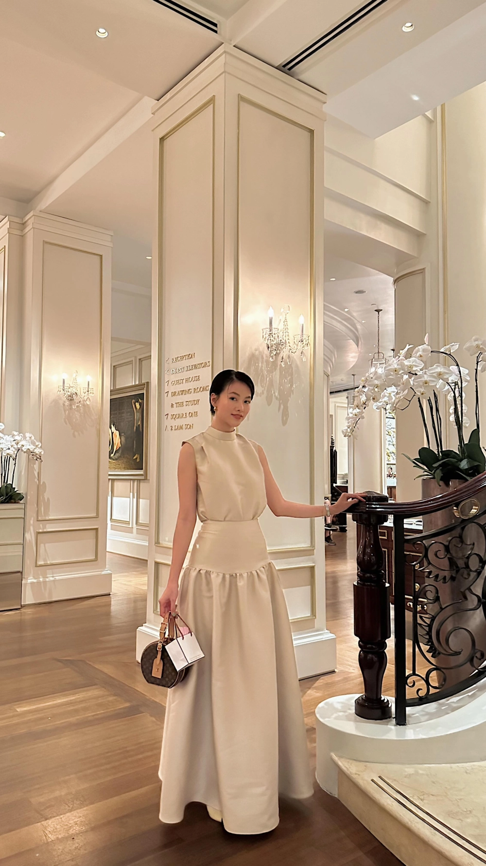 Nguyễn Phương Khánh sở hữu chiều cao ấn tượng trên sân khấu quốc tế