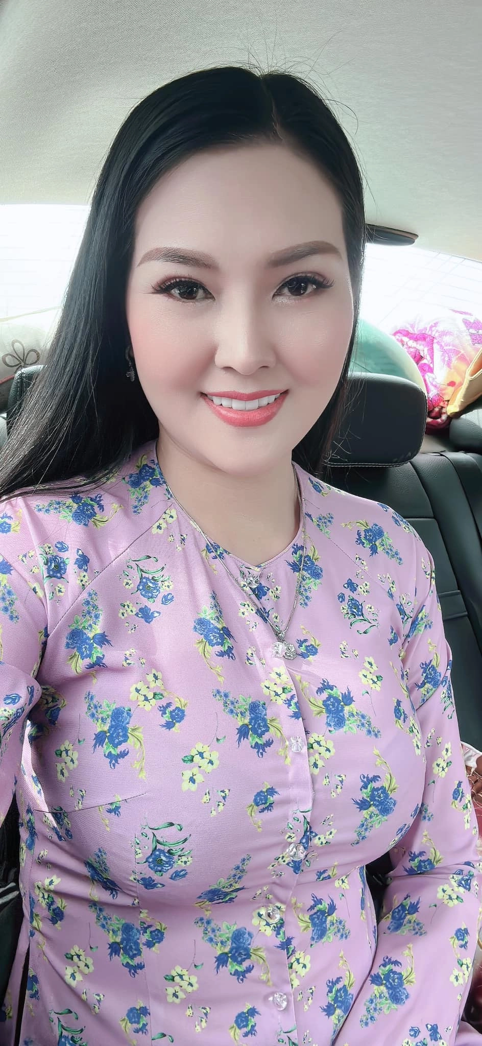 Hoa hậu kim thoa cao bao nhiêu luôn khiến fan tò mò ngưỡng mộ