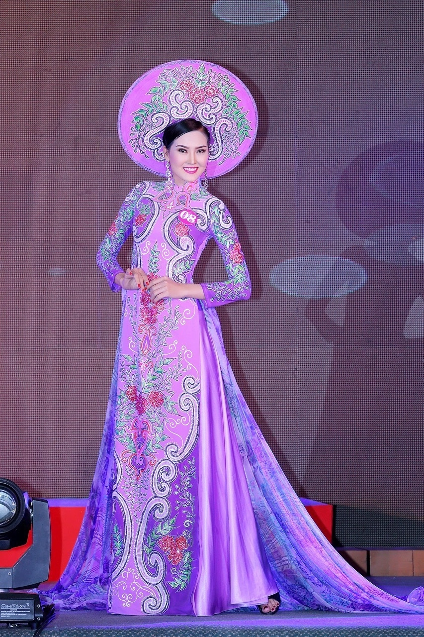 Tiểu sử của Hoa hậu Kim Thoa