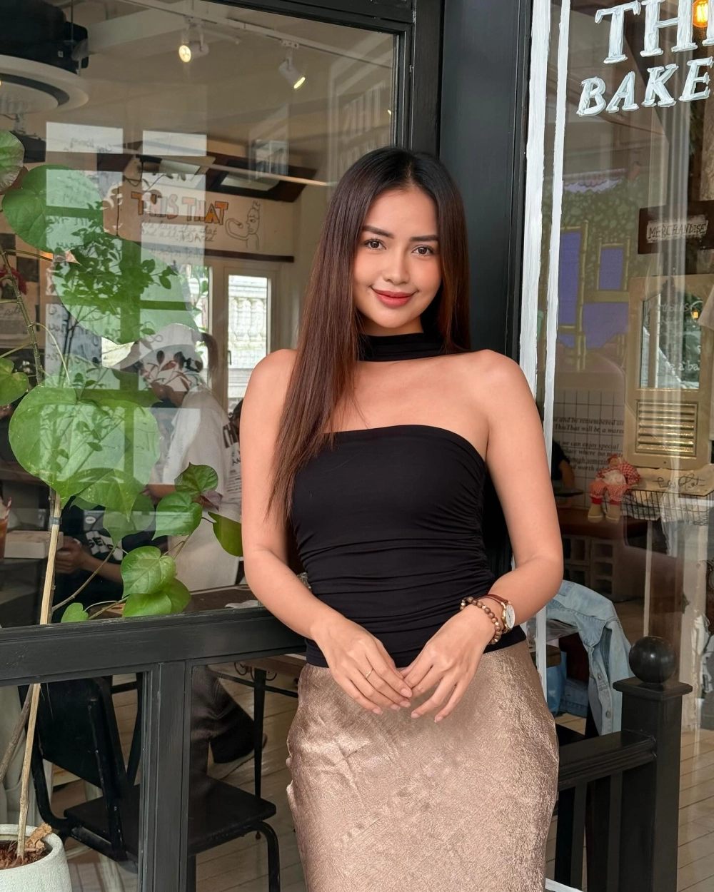 Hoa Hậu Ngọc Châu Tây Ninh tự hào là con gái của vùng đất giàu truyền thống