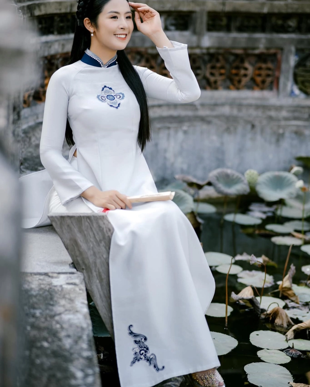 Những khoảnh khắc ngọt ngào trong lễ cưới hoa hậu ngọc hân làm tan chảy trái tim