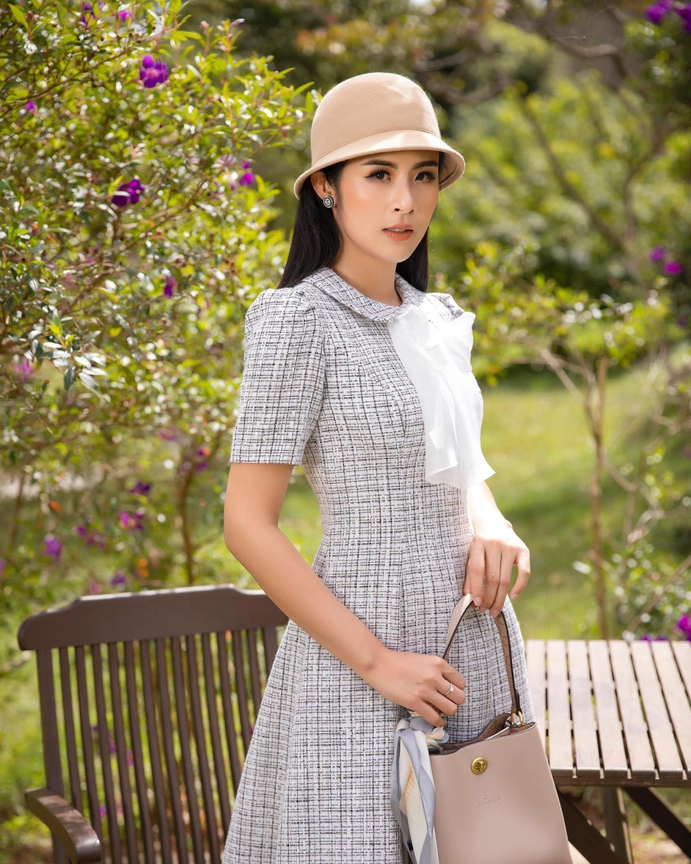 Ngắm nhìn bộ ảnh hoa hậu ngọc hân mới nhất với vẻ đẹp tinh khôi