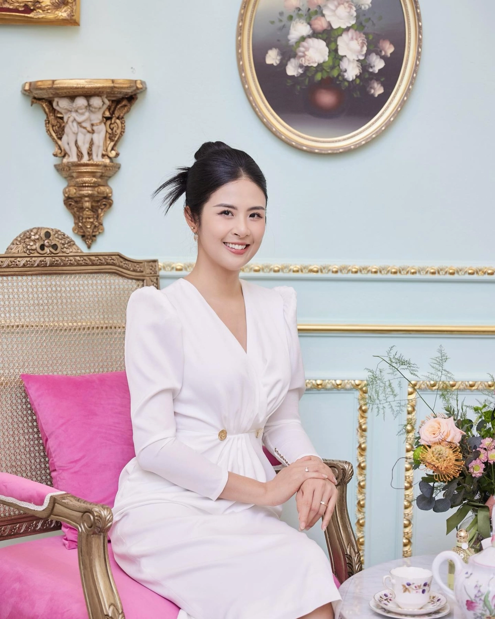 Giải mã câu hỏi chồng hoa hậu ngọc hân là ai cùng câu chuyện tình yêu đẹp
