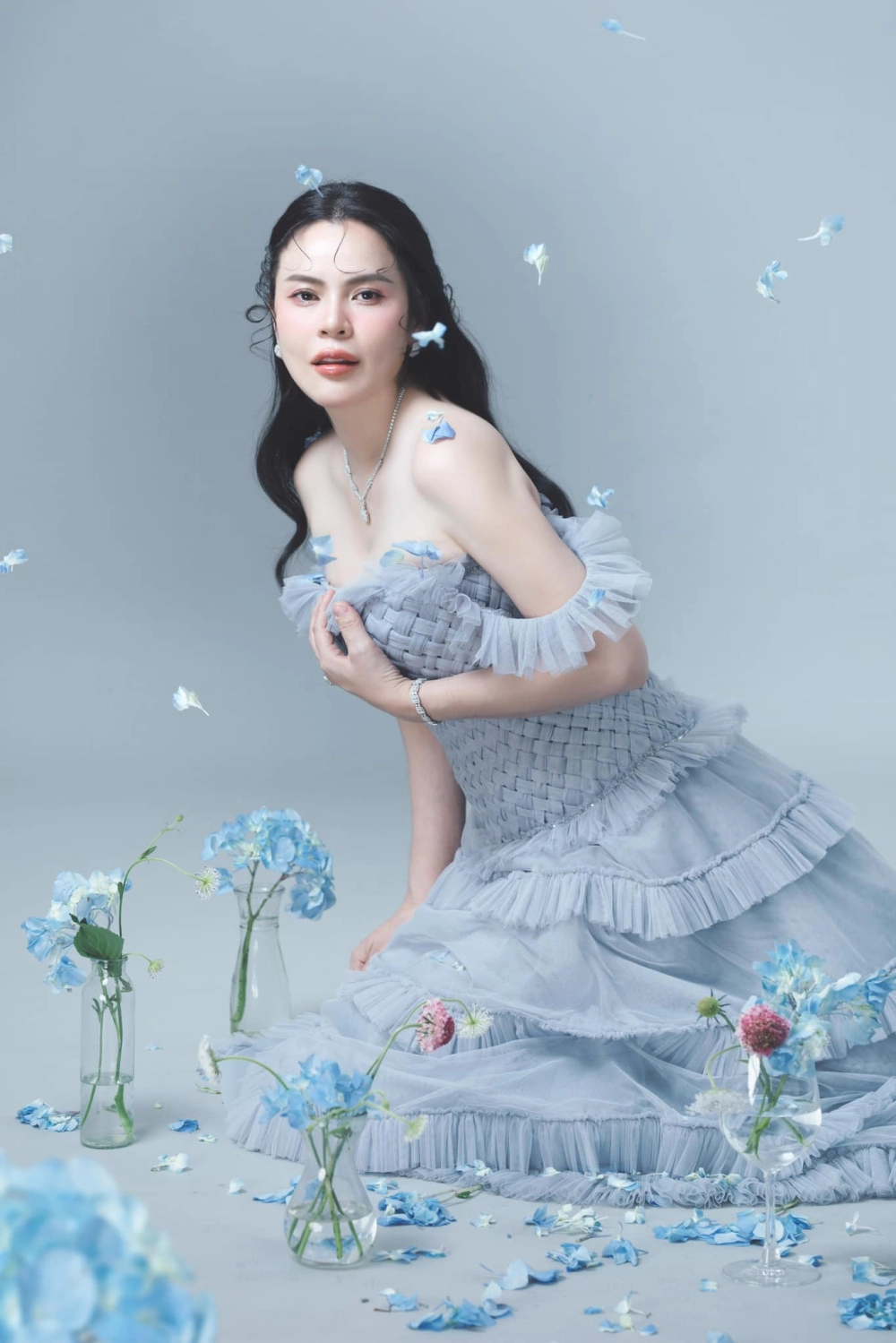Nhiều người bất ngờ trước hoa hậu phương lê sinh năm mấy