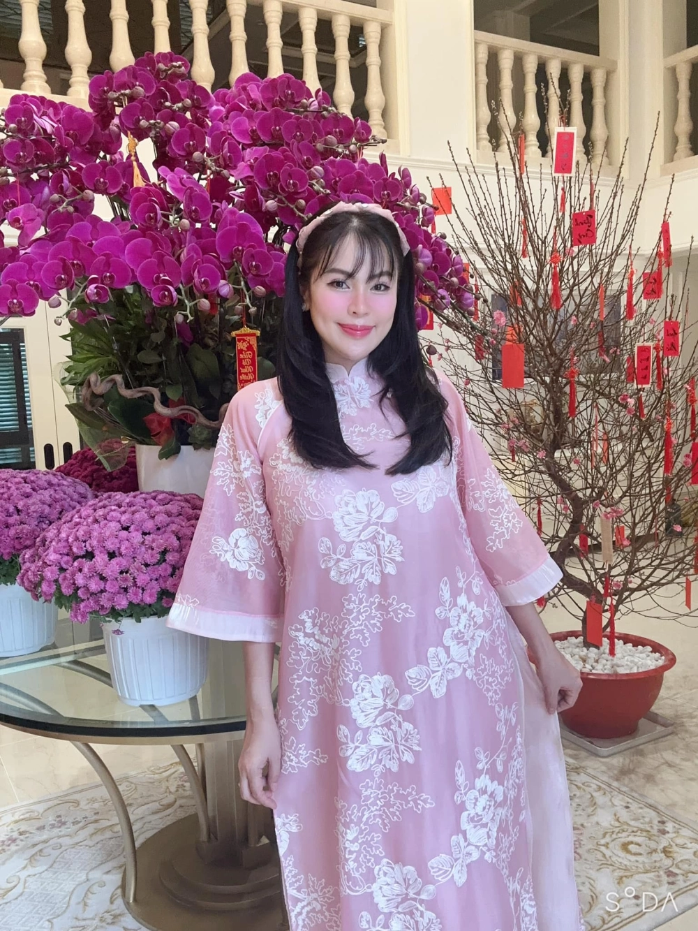 Chỉ một khoảnh khắc cũng đủ thấy gái cười xinh ngọt ngào thế nào