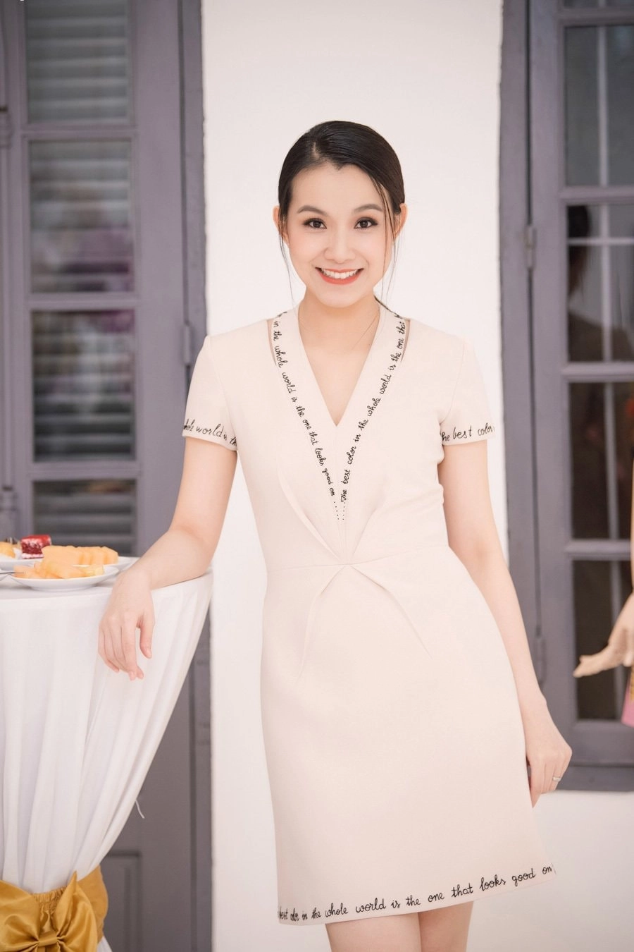 Cập nhật hình ảnh mới nhất của hoa hậu thùy lâm facebook