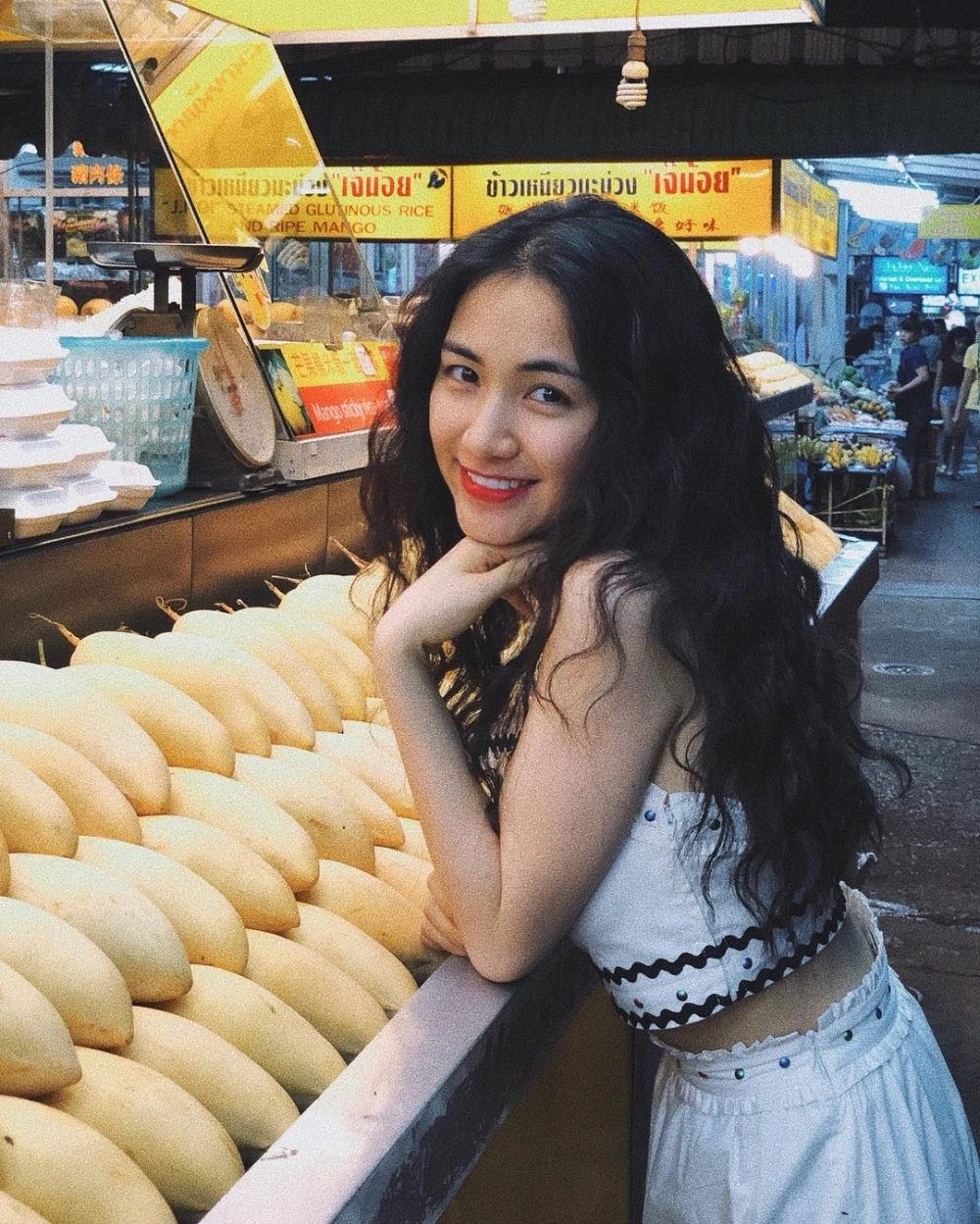 Ngày chưa giông bão hoà minzy đầy cảm xúc với giọng hát sâu lắng