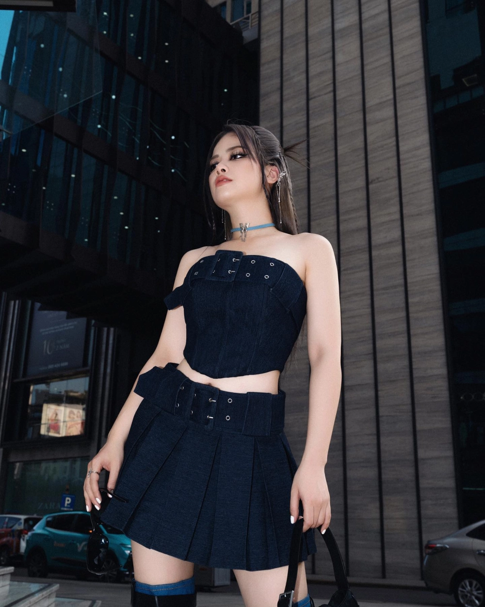 Nổi bật giữa đám đông với gái tik tok xinh thời thượng