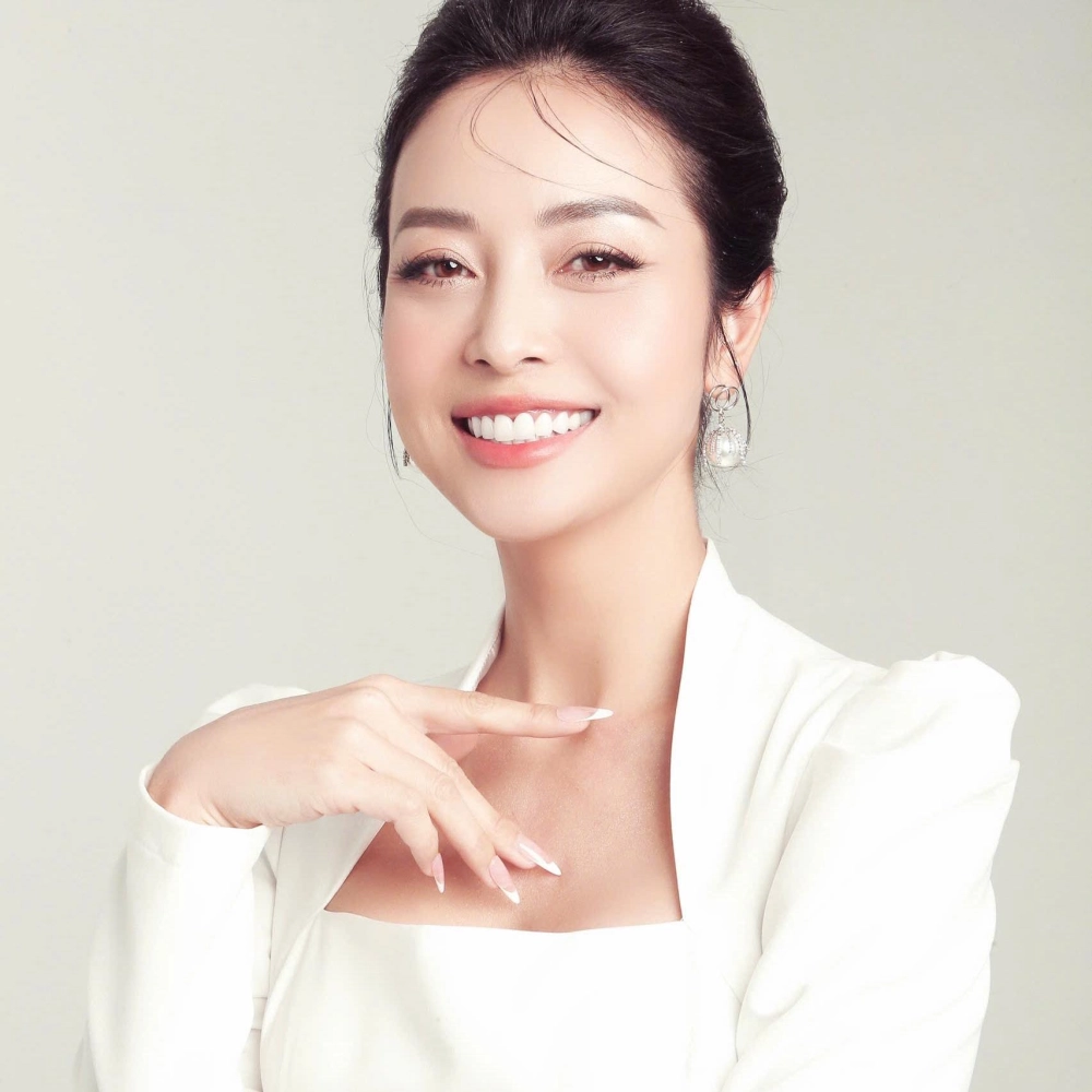 Cô gái xinh xắn dễ thương đcute mang nét đẹp trong trẻo tự nhiên