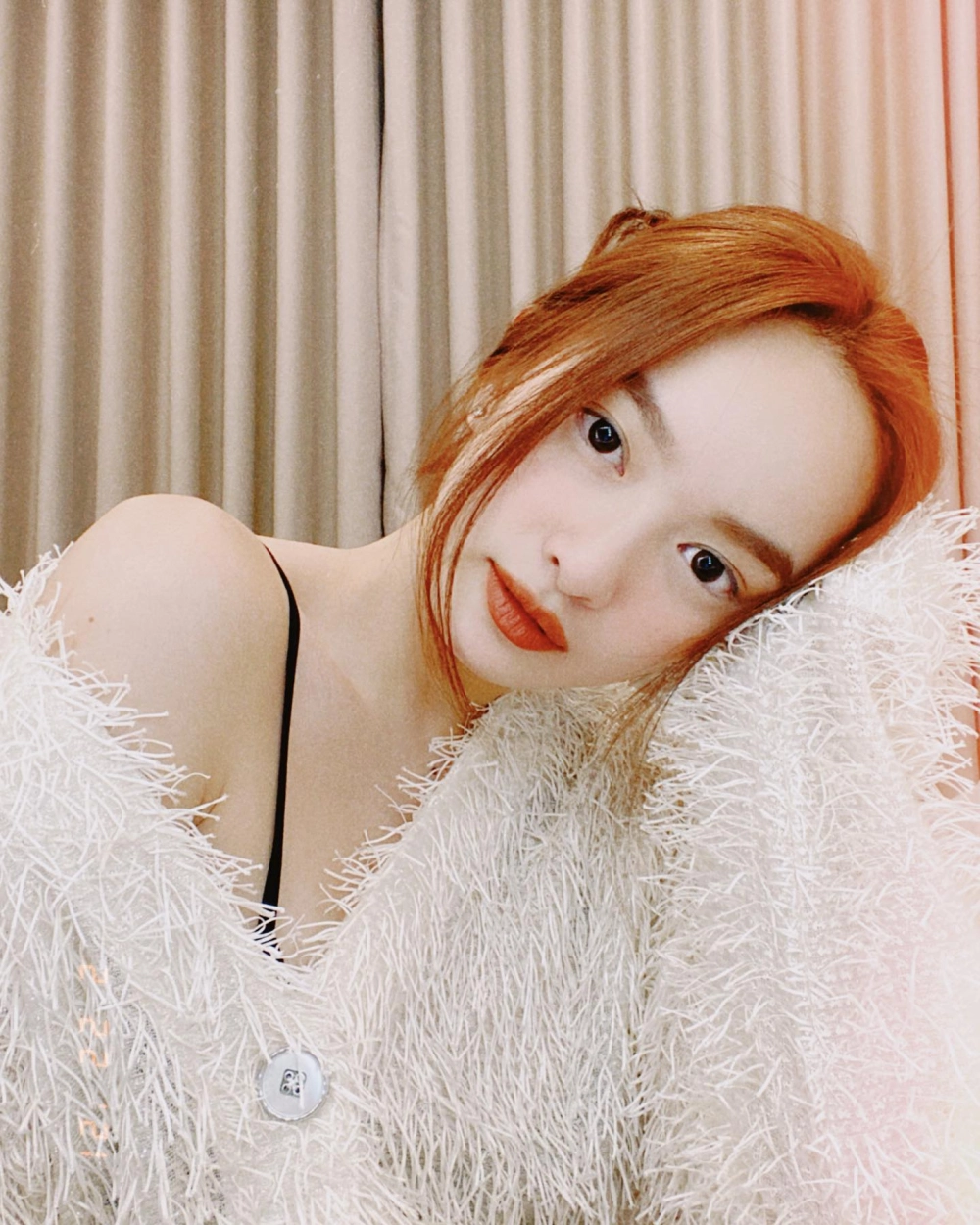 Khám phá vẻ đẹp tươi sáng với ảnh gái cute k8