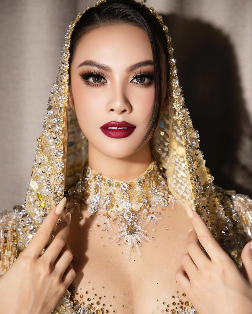 Phong cách đẳng cấp quốc tế của nguyễn huỳnh kim duyên miss universe