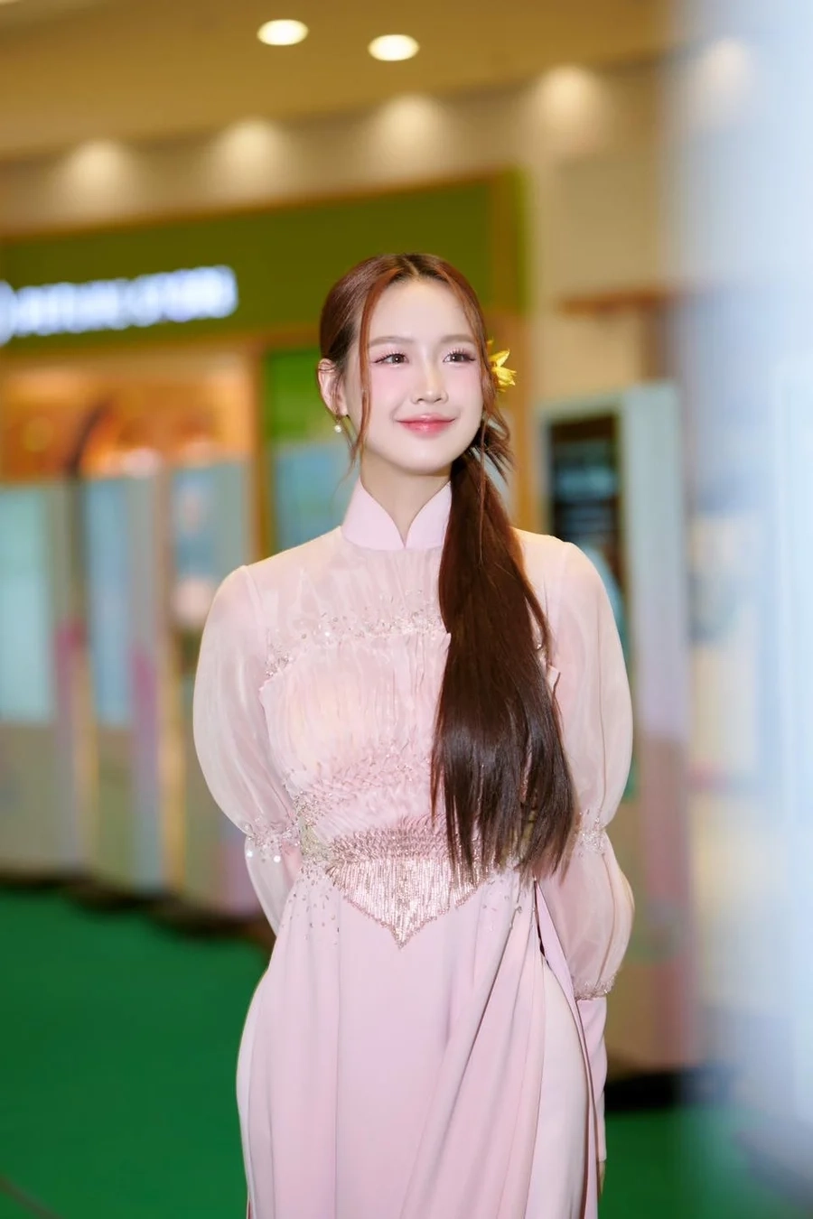 Gái đẹp TikTok nổi bật trong từng video với thần thái sang chảnh