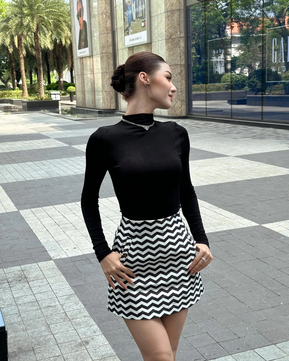 Lona Kiều Loan sinh năm bao nhiêu? Tìm hiểu tuổi và hành trình sự nghiệp của cô ấy
