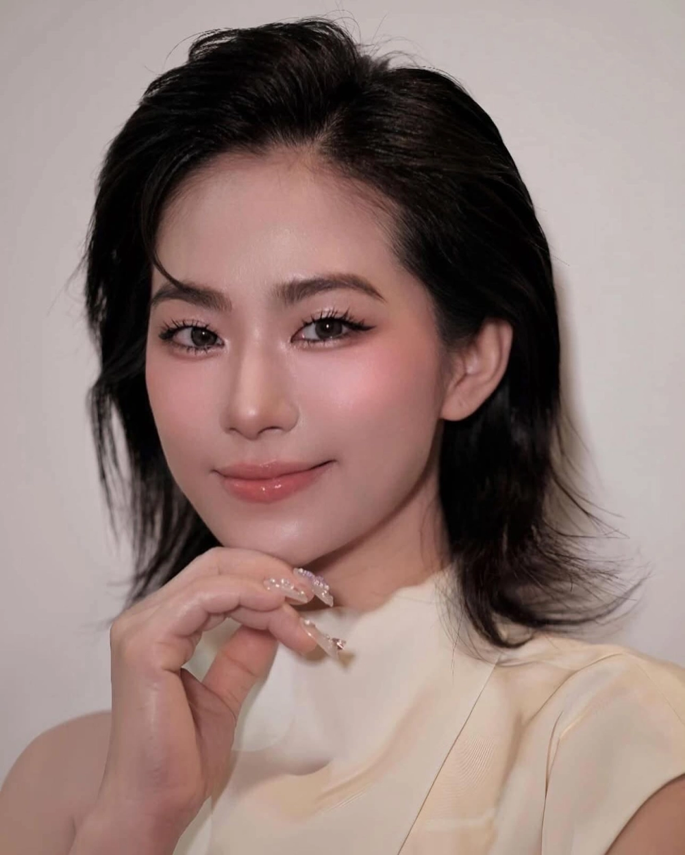 Khám phá từng sản phẩm âm nhạc Album Lương Bích Hữu